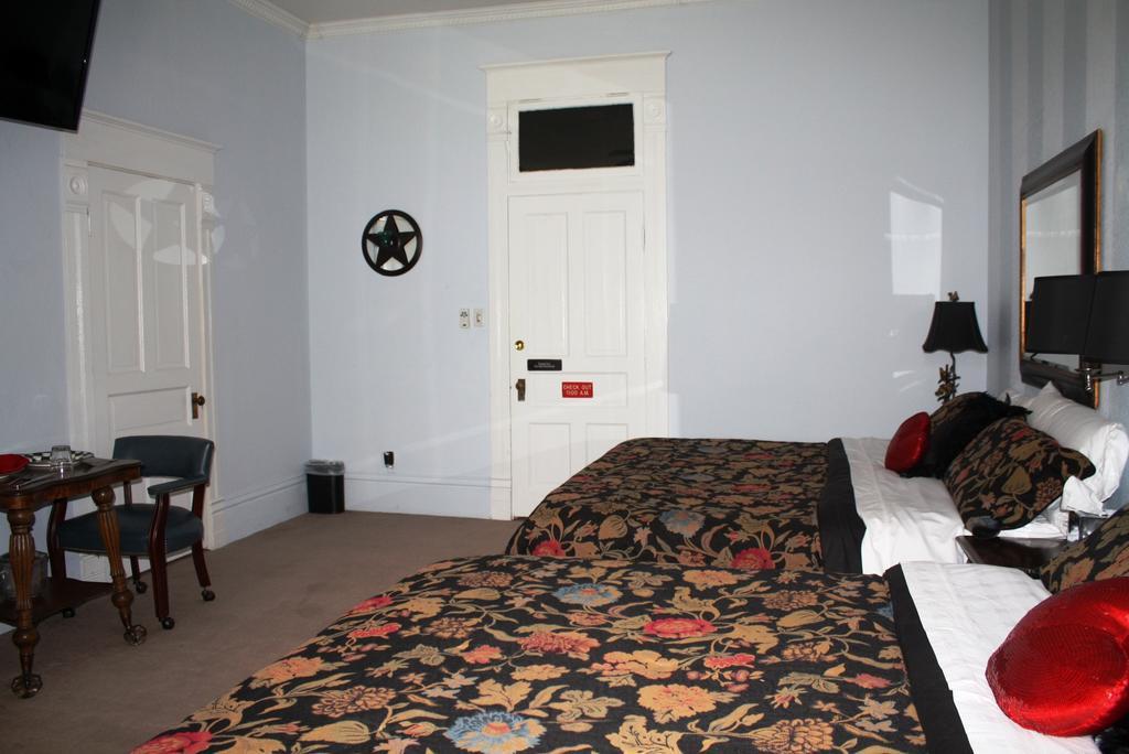 Angel'S Nest Bed & Breakfast Weatherford Room photo